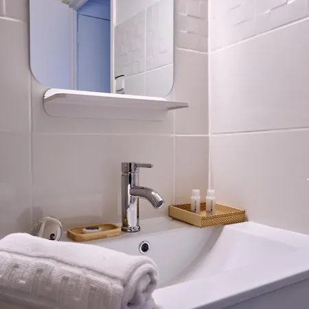Bright 1br Parisian Retreat Italy Square | By Airnest * Paris
