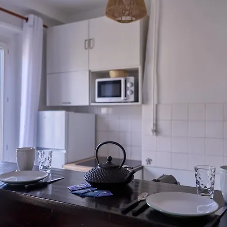 Apartment Bright 1br Parisian Retreat Italy Square | By Airnest *